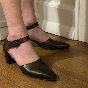 Vintage YSL Mary Jane’s in bronze leather . Size 7-7.5 narrow